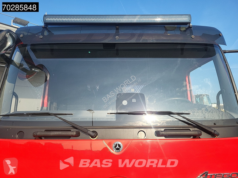 Camion Mercedes 1224 4X2 Monza Abschleppwagen...