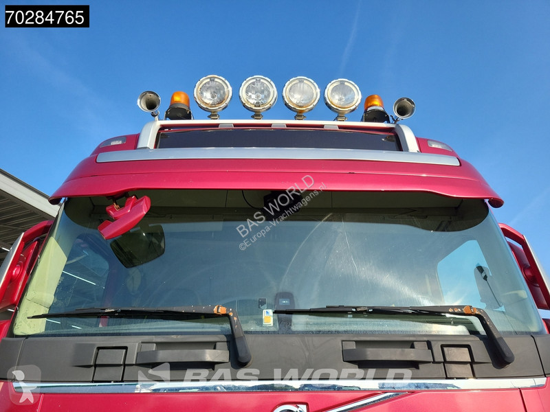 Camion Volvo 700 6X4 Full Air 20t Hook Xenon...