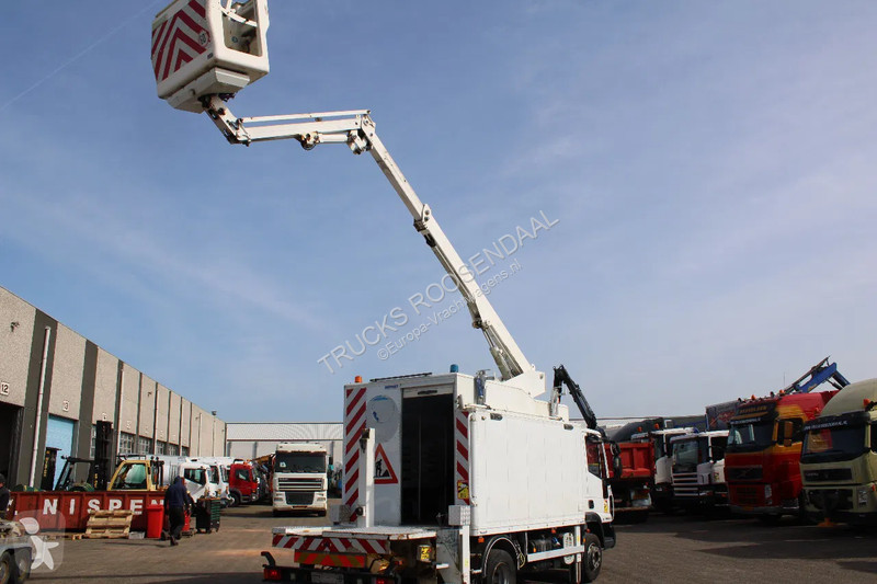 Camion Iveco 120EL18 + COMET + EURO 5