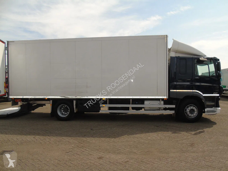 Kamion DAF 220 + CARRIER + EURO 6 + LIFT