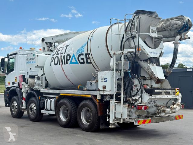 Camion Mercedes AROCS 3743 * Betonpumpe + UNK *...