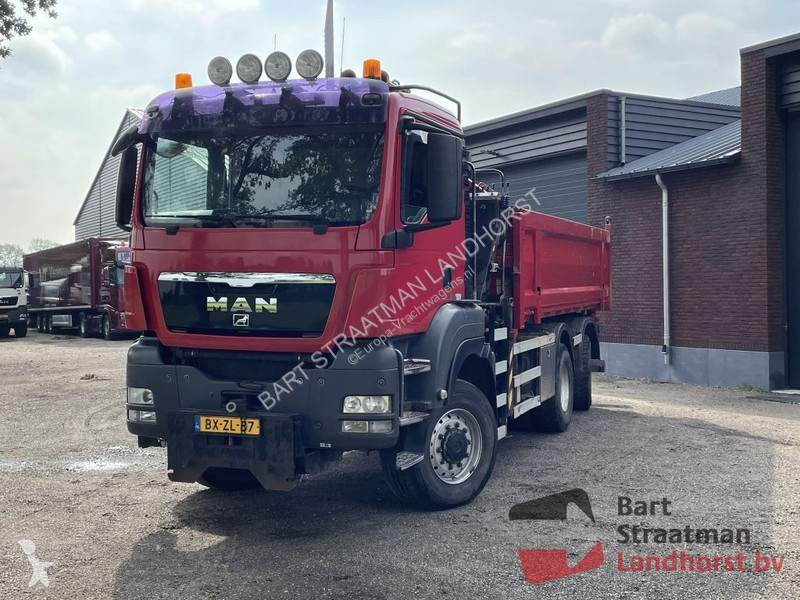 Lastbil MAN TGS  6x6 met 2 zijdige kipper en...