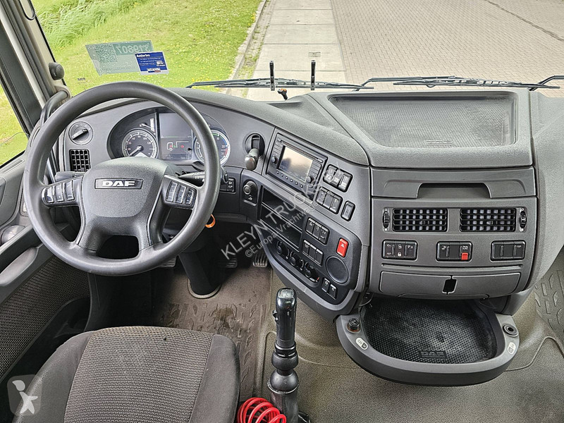 Kamion DAF 8X2 MAN. INT. ADR