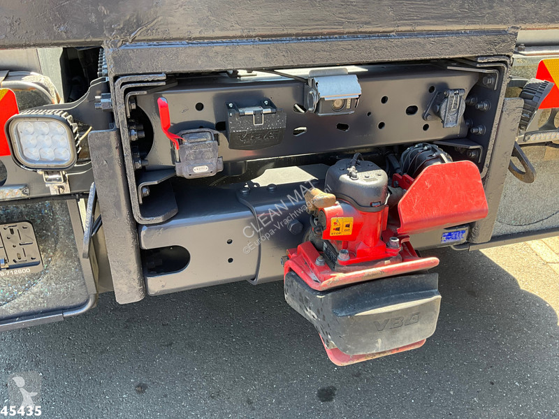 Kamion Volvo 8x4 Euro 6 Palfinger 92 Tonmeter...