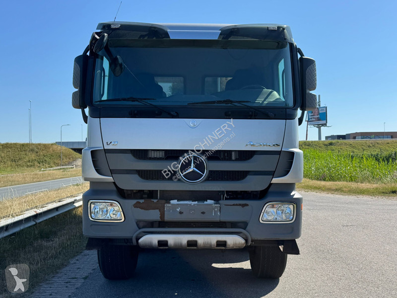 Vrachtwagen Mercedes ACTROS 4851 V8 8x8 tipper