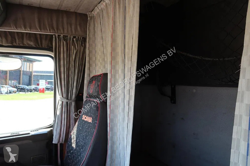 Kamion Scania R143-420 V8 EFFER 8200 Kraan -...