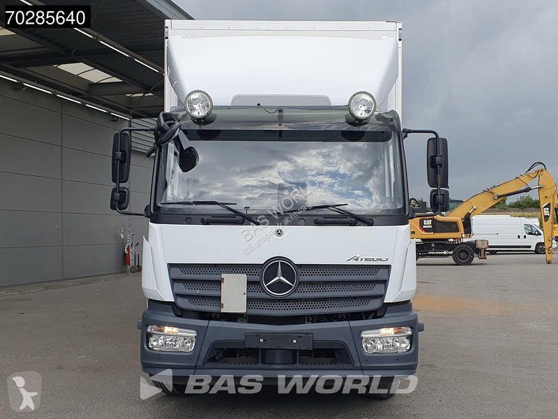 Kamion Mercedes 1524 4X2 15t 6-Cyllnder Tail...