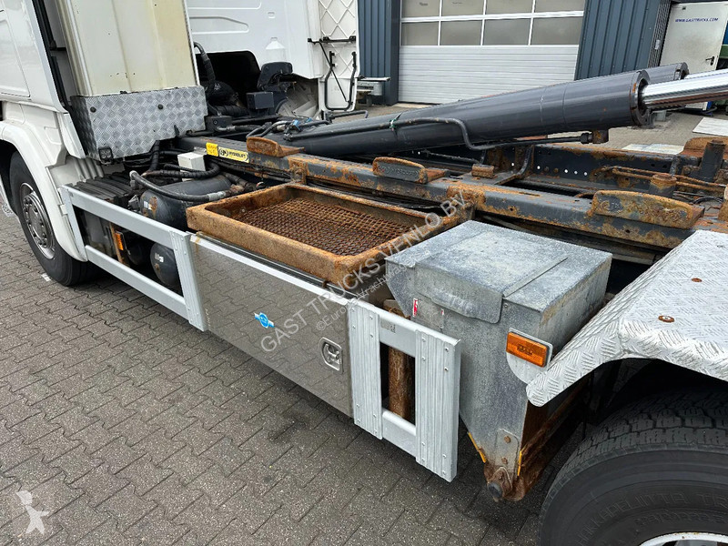Kamion Scania 520 V8 6x2 Haakarm 20T etarder...