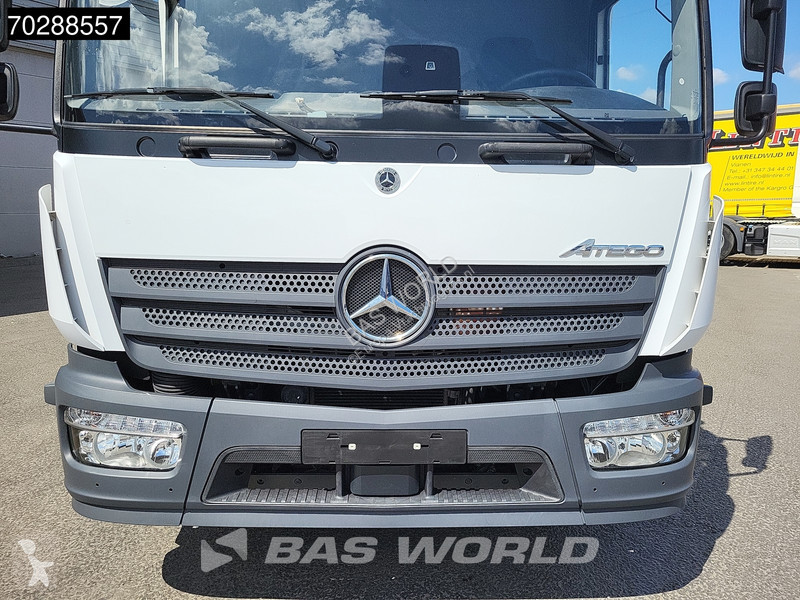 Kamion Mercedes 1527 4X2 15tonner LOW Mileage!...