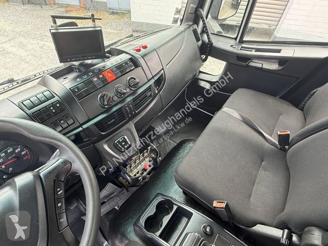 Bore-, hamre-, skæremaskine Iveco 140-250 RISA...