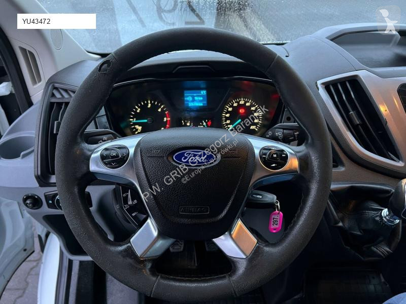 Furgoneta Ford Doka Brygadówka 7-miejsc Plandeka