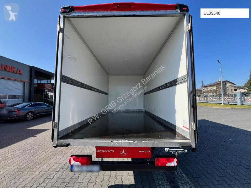 Lastbil Mercedes 519 CDI Kontener 4,56 m +...