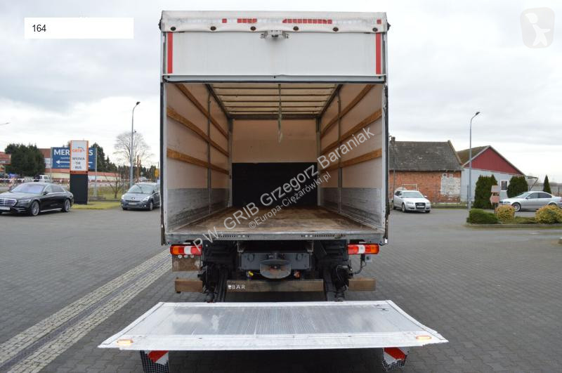 Camion Mercedes 1230