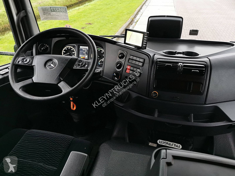 Camion Mercedes ATEGO LIFT CARRIER 850