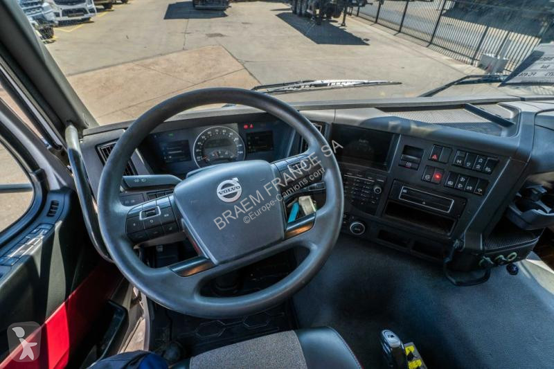 Camion Volvo 460