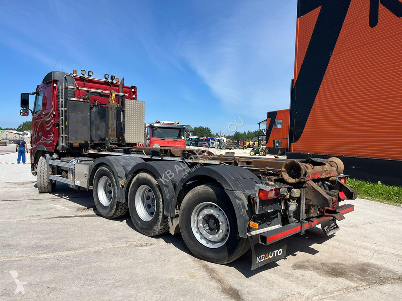 Camion Volvo 700 8x4*4 HIAB XR 24 ton / L=5800 mm