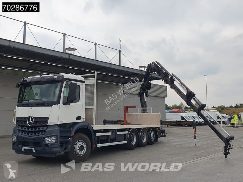 Camion Mercedes 3240 8X4 HIAB 211E-6 HIPRO...