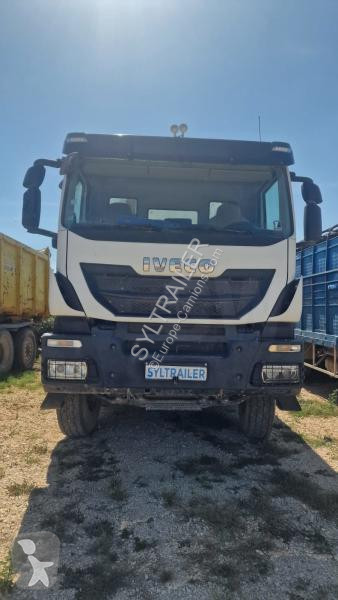 Camion Iveco 410
