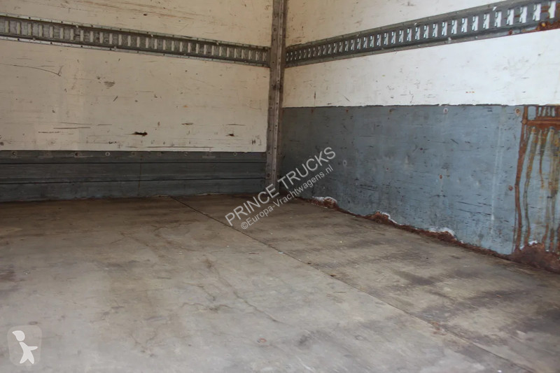 Kamion Renault 220 * EURO5 * MANUAL *