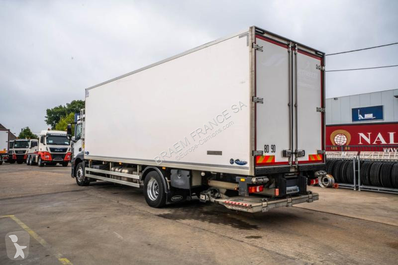 Camion Mercedes ANTOS 1833 +CARRIER SUPRA MULTI...