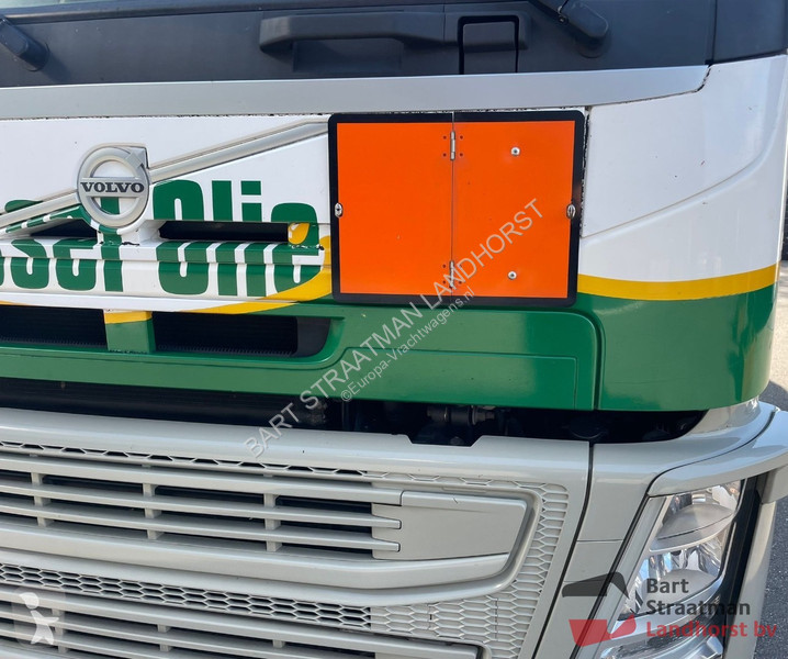 Camion Volvo FM 370 4x2 Euro 6 closed box truck...