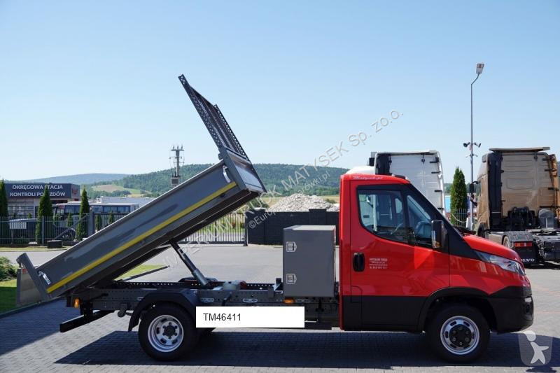 Autoutilitară Iveco DAILY 35C12D / 2,3 D /...