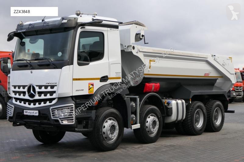 Camion Mercedes AROCS 3246