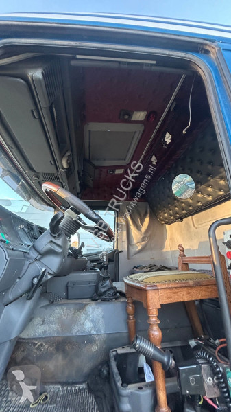 Vrachtwagen Scania R144-460 V8