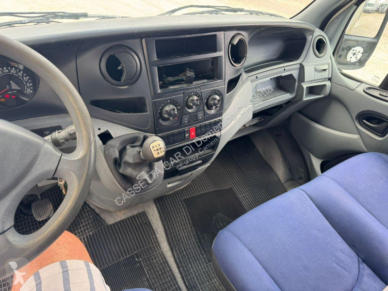 Veicolo commerciale Iveco DAILY 35C18 CON...