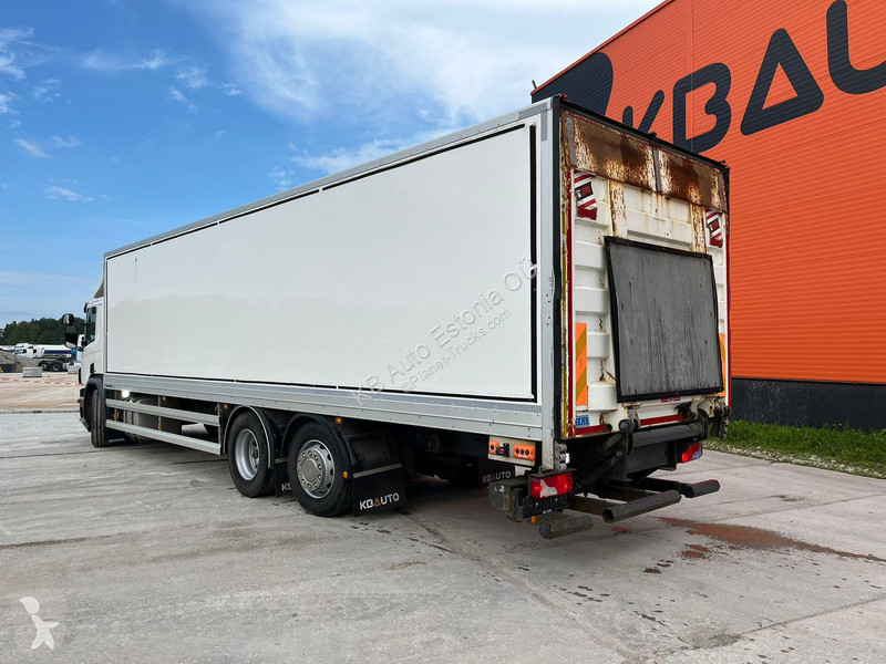 Kamion Scania P 360 6x2*4 BOX =9718 mm