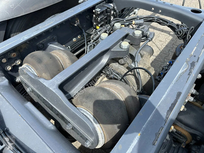 Kamion Scania R660 V8 6x4 or 6x2 Chassis with...