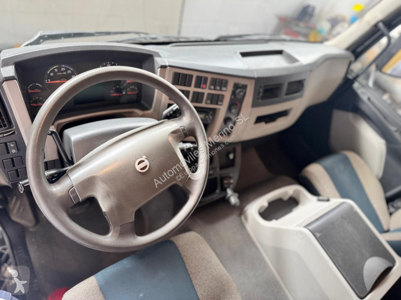 Camión Volvo FL 7.250