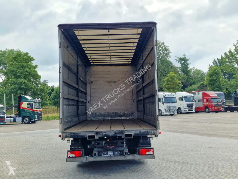 Kamion Scania 410 Highline 6x2 - Curtain sider...