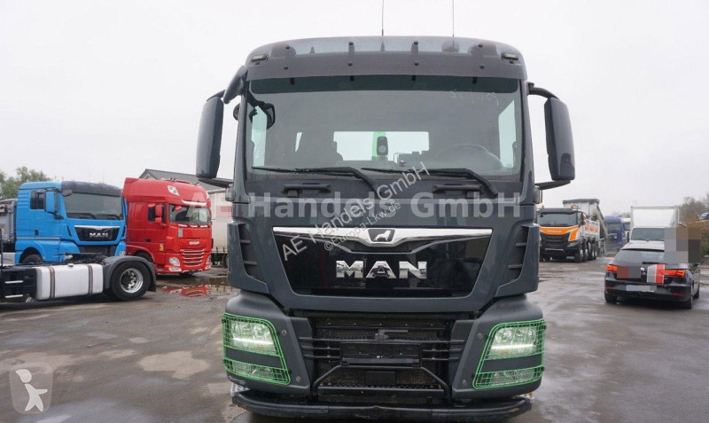 Vrachtwagen MAN TGS 26.500
