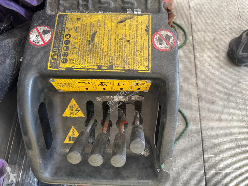 Kamion Volvo FL 250 4X2 EURO 6 + FASSI MICRO...