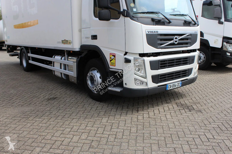 Kamion Volvo 330 * EURO5 * CARRIER SUPRA SILENT...