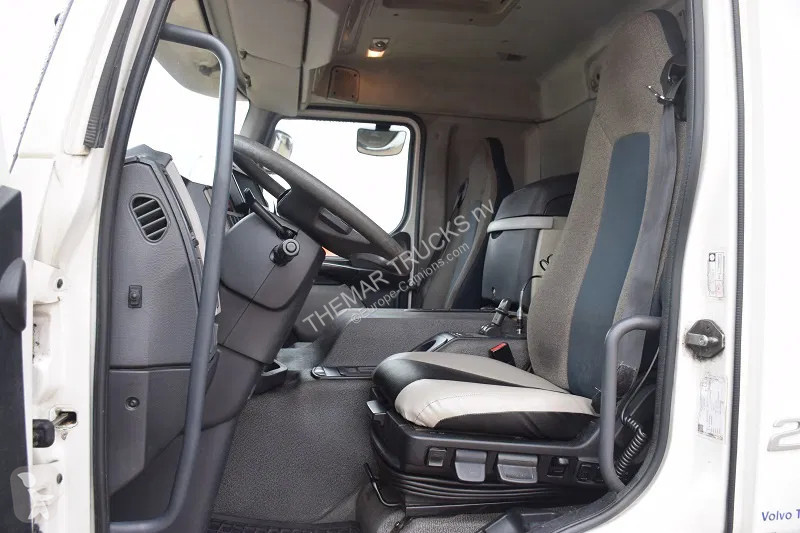 Camion Volvo 250