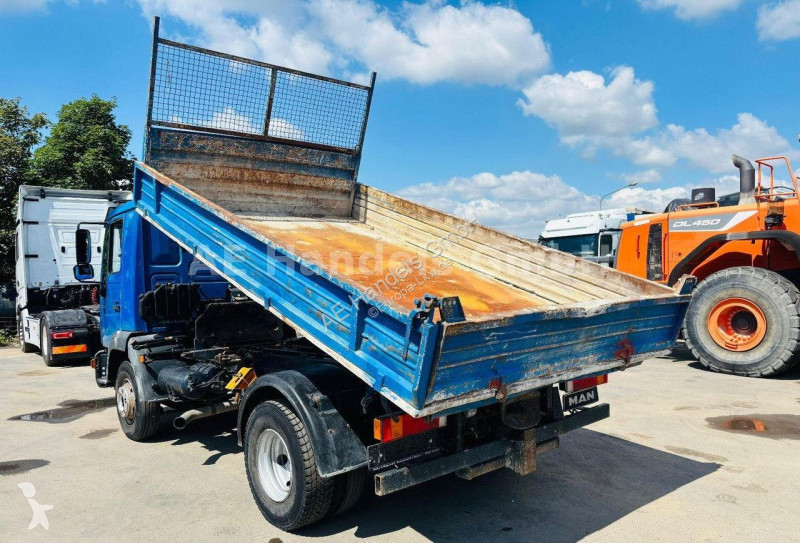 Camion MAN LE