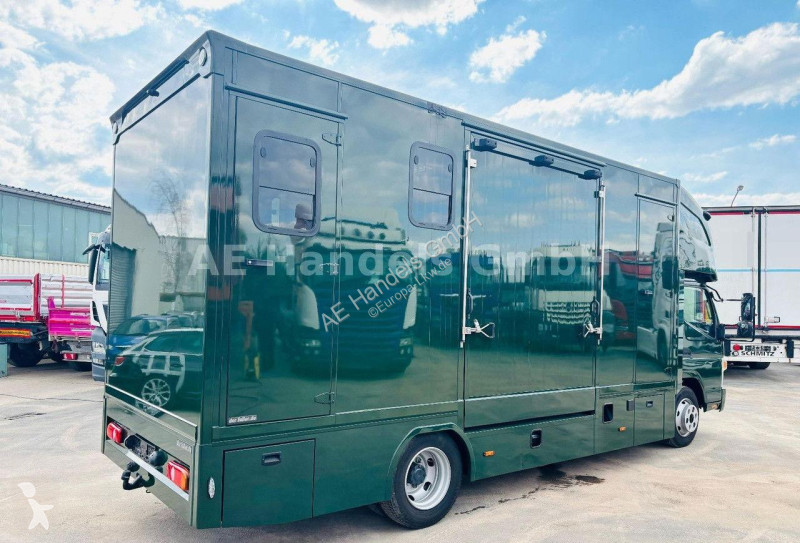Kamion Mitsubishi