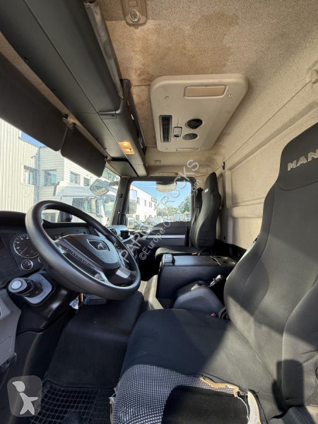 Camion MAN 15.250