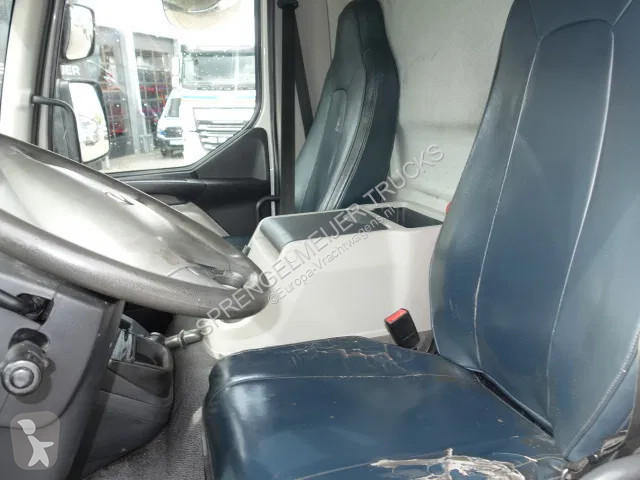 Kamion Volvo FL FL250 isothermic box