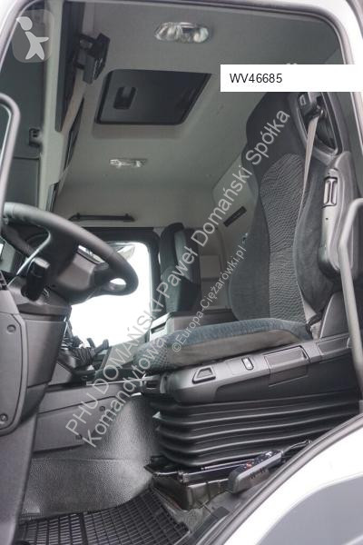 Kamion Mercedes ANTOS / / EURO 6 / CHŁODNIA +...