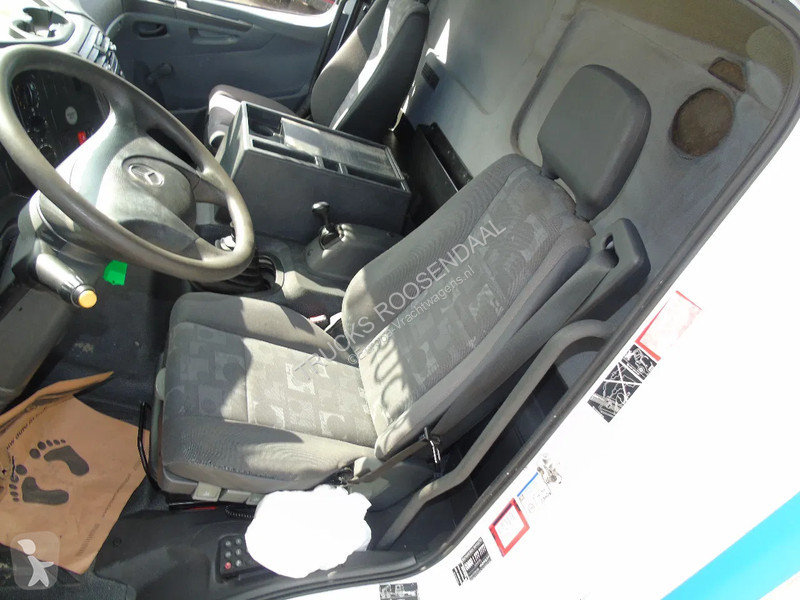 Kamion Mercedes 1218 + euro 5 + lift