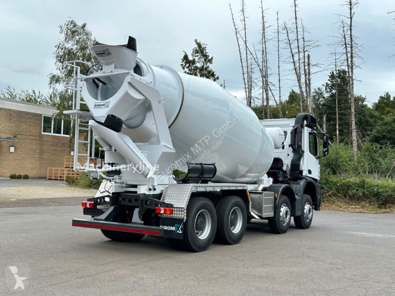 Kamion Mercedes AROCS 5  4142 B 8X4 Euro 3...