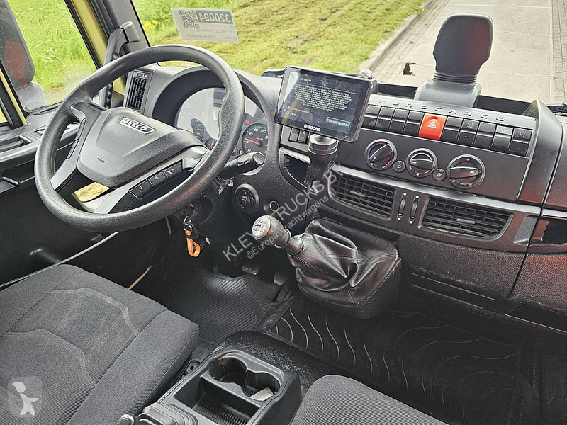 Vrachtwagen Iveco 80E22 EUROCARGO DOKA...