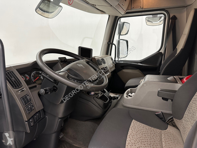 Kamion Renault 300 DXi