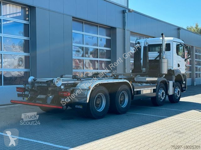 Kamion MAN TGS 35.520 8x4 BL Abrollkipper...