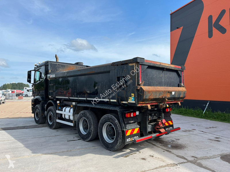 Kamion Mercedes 3253 8x4 2019
