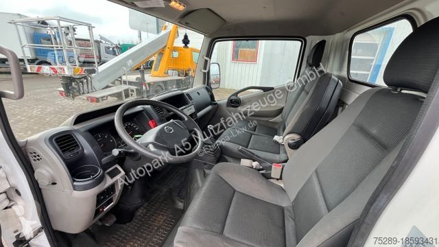 Furgoneta Nissan P200A-NC Steiger Hebebühne...