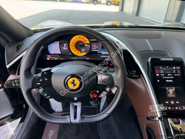 Véhicule utilitaire Ferrari Roma Coupe Schwarz
